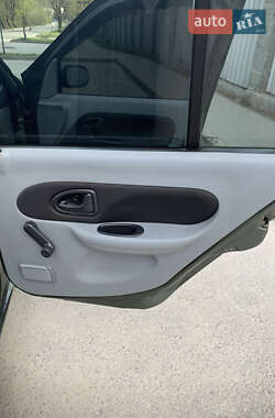 Седан Renault Clio 2007 в 