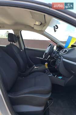 Универсал Renault Clio 2007 в 