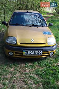 Хэтчбек Renault Clio 1999 в 