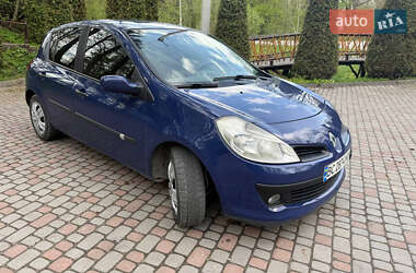 Хэтчбек Renault Clio 2008 в 