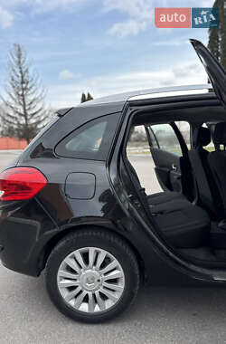 Универсал Renault Clio 2009 в 