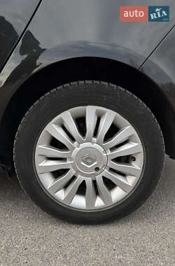 Универсал Renault Clio 2009 в 