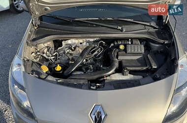 Универсал Renault Clio 2012 в 