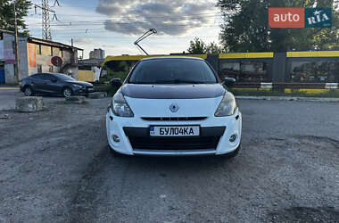 Хетчбек Renault Clio 2010 в 