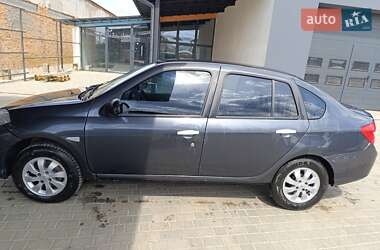 Седан Renault Clio 2009 в 