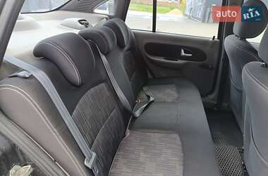 Седан Renault Clio 2009 в 