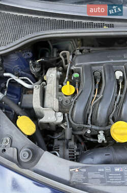 Хэтчбек Renault Clio 2007 в 