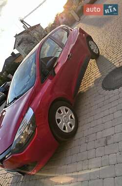 Хэтчбек Renault Clio 2016 в 