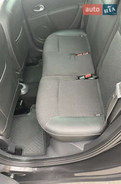 Универсал Renault Clio 2009 в 