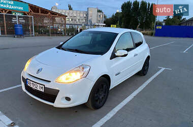 Renault Clio 2011 Renault Clio 2011