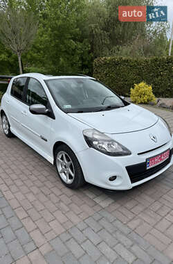 Хэтчбек Renault Clio 2011 в Луцке