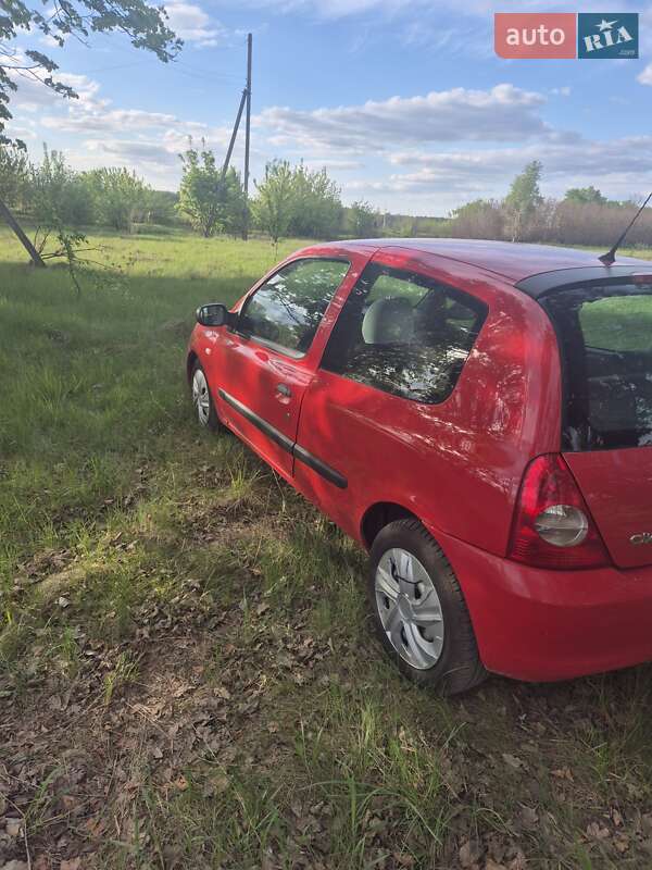 Хэтчбек Renault Clio 2007 в Житомире фото 9 Хэтчбек Renault Clio 2007 в Житомире