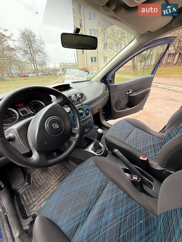 Хэтчбек Renault Clio 2008 в Львове