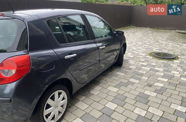 Хэтчбек Renault Clio 2008 в 