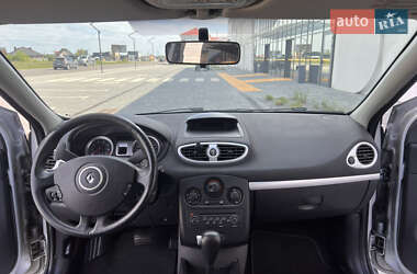 Хэтчбек Renault Clio 2007 в 