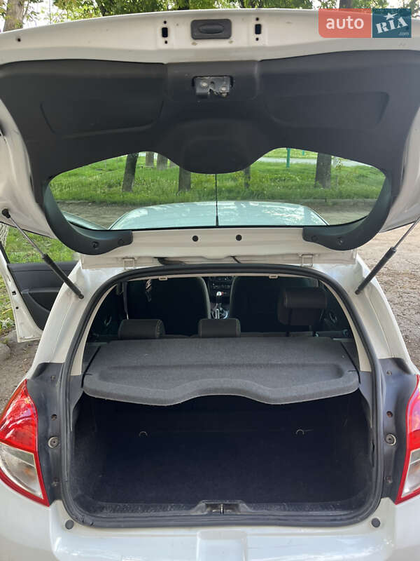 Хэтчбек Renault Clio 2009 в Каменец-Подольском