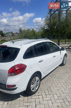 Хетчбек Renault Clio 2012 в 