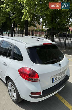 Хетчбек Renault Clio 2012 в 