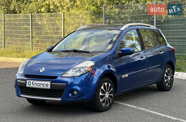 Универсал Renault Clio 2010 в 