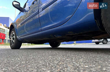 Универсал Renault Clio 2010 в 