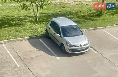 Хетчбек Renault Clio 2007 в Сумах