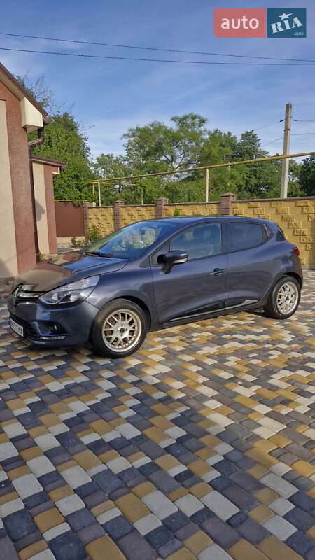 Хэтчбек Renault Clio 2017 в Беляевке фото 2 Хэтчбек Renault Clio 2017 в Беляевке