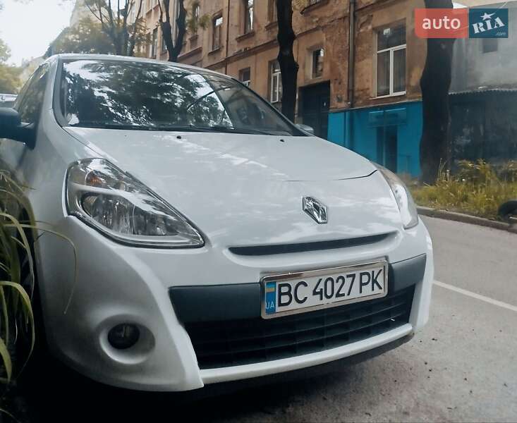 Хэтчбек Renault Clio 2013 в Львове