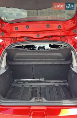 Хэтчбек Renault Clio 2013 в 