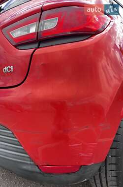 Хэтчбек Renault Clio 2013 в 