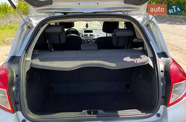 Хэтчбек Renault Clio 2011 в 
