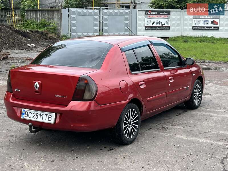 Хетчбек Renault Clio 2006 в Шептицькому