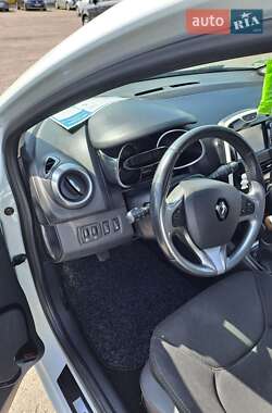 Универсал Renault Clio 2015 в 
