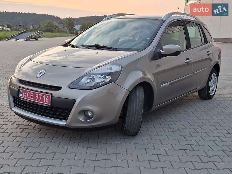 Універсал Renault Clio 2011 в Калуші