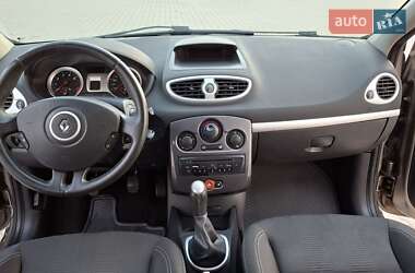 Универсал Renault Clio 2011 в 