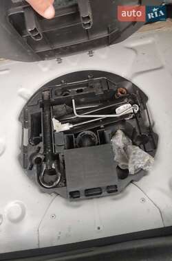 Хэтчбек Renault Clio 2011 в 