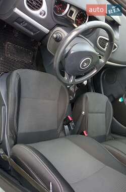Универсал Renault Clio 2012 в 