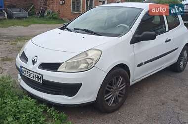 Хэтчбек Renault Clio 2007 в Змиеве