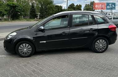 Хэтчбек Renault Clio 2010 в 