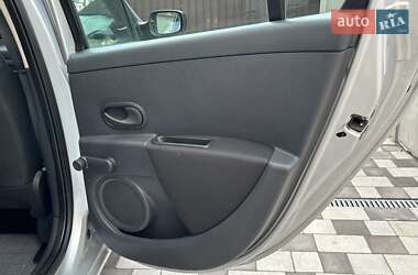 Хэтчбек Renault Clio 2008 в 