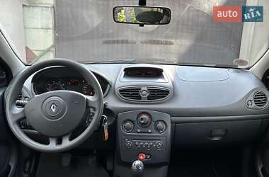 Хэтчбек Renault Clio 2008 в 