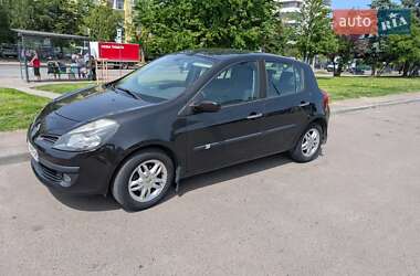 Хэтчбек Renault Clio 2008 в 