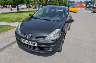 Хэтчбек Renault Clio 2008 в 