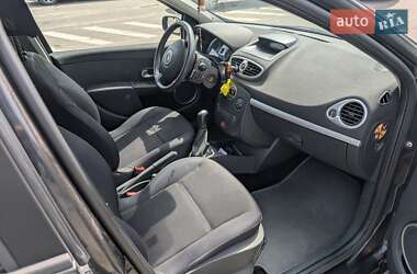 Хэтчбек Renault Clio 2008 в 