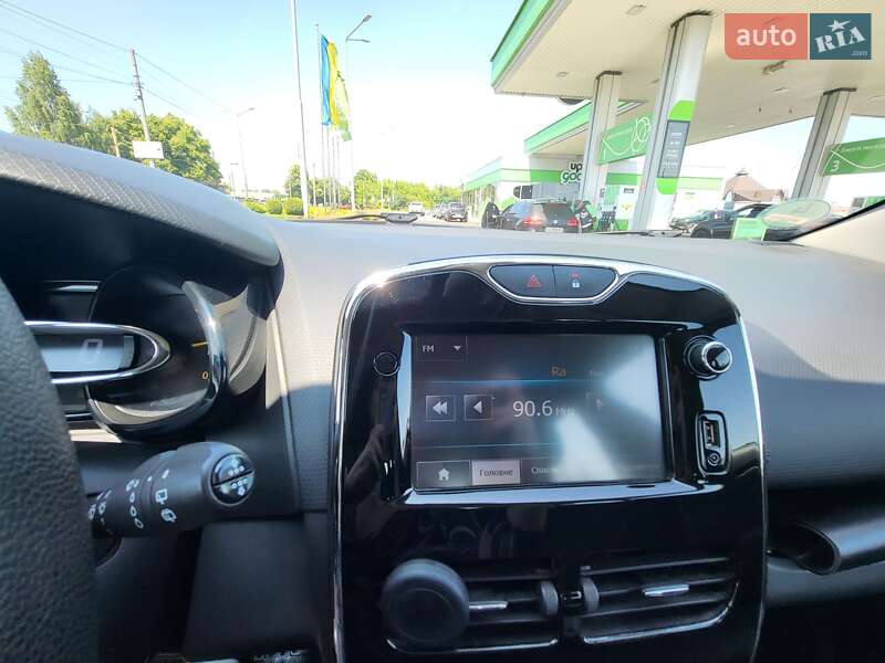 Универсал Renault Clio 2013 в Луцке
