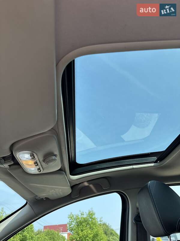 Хэтчбек Renault Clio 2009 в Ужгороде фото 12 Хэтчбек Renault Clio 2009 в Ужгороде