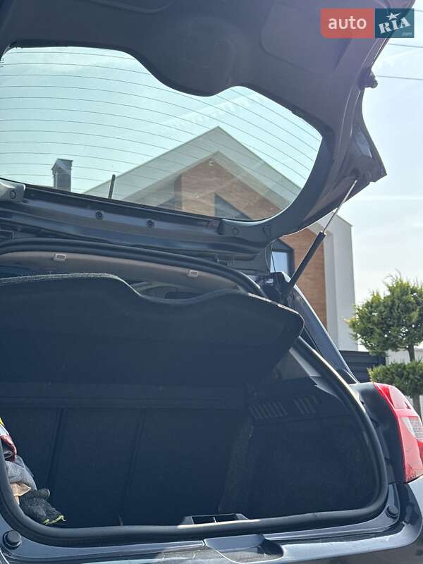 Хэтчбек Renault Clio 2009 в Ужгороде фото 20 Хэтчбек Renault Clio 2009 в Ужгороде