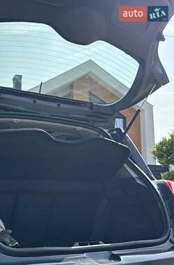 Хэтчбек Renault Clio 2009 в 