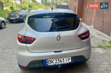 Хэтчбек Renault Clio 2013 в 