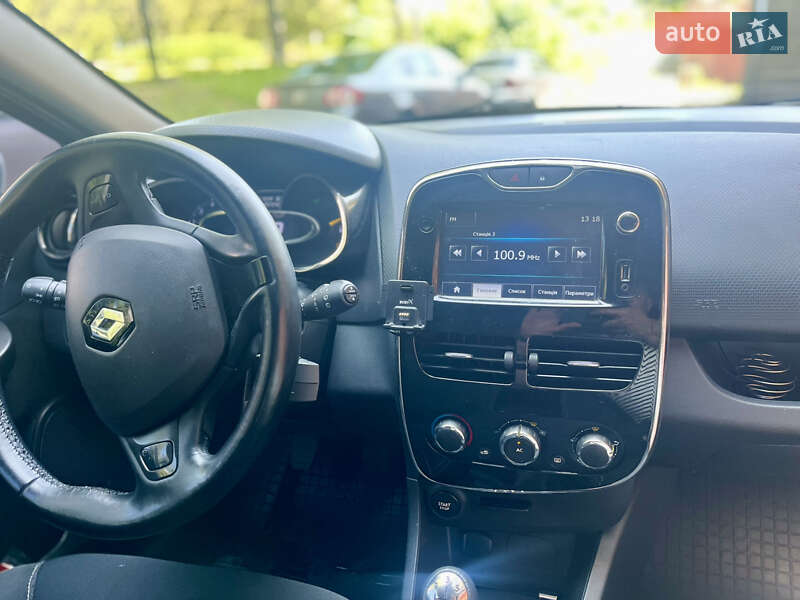 Хэтчбек Renault Clio 2013 в Ивано-Франковске