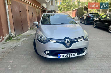 Хэтчбек Renault Clio 2013 в 